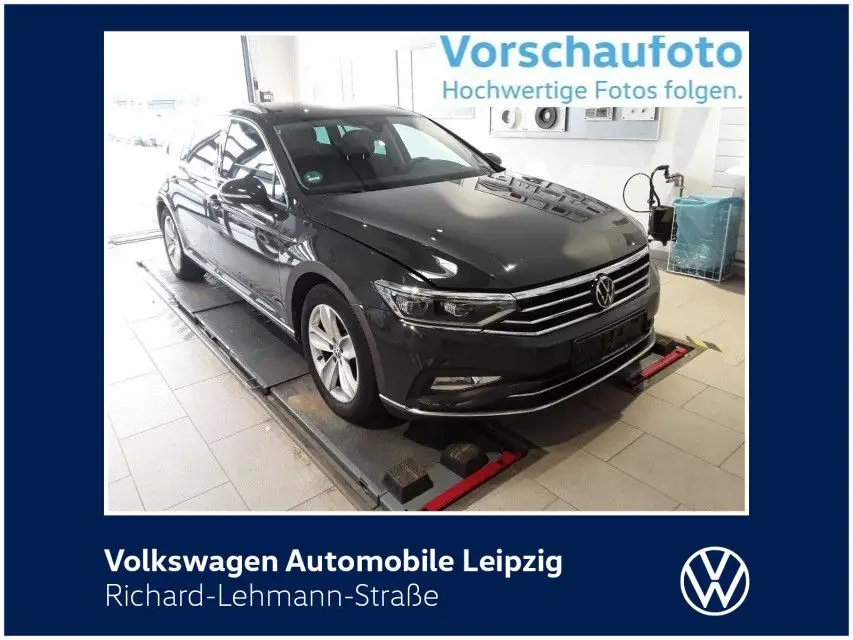 Photo 1 : Volkswagen Passat 2021 Diesel