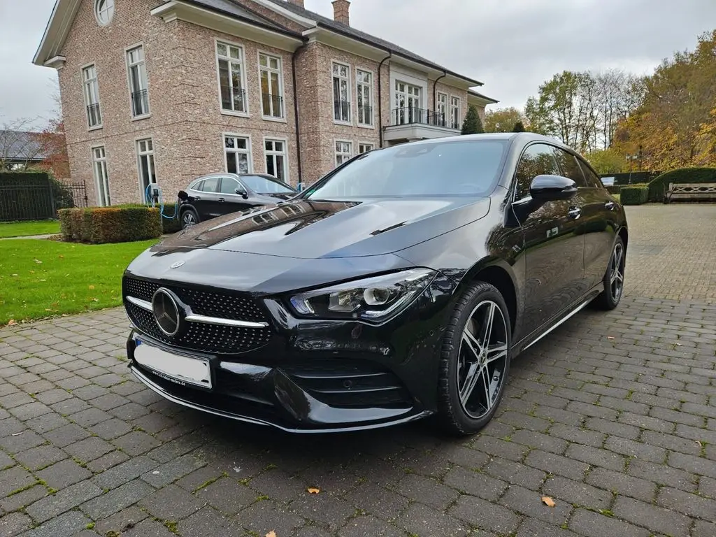 Photo 1 : Mercedes-benz Classe Cla 2023 Hybride