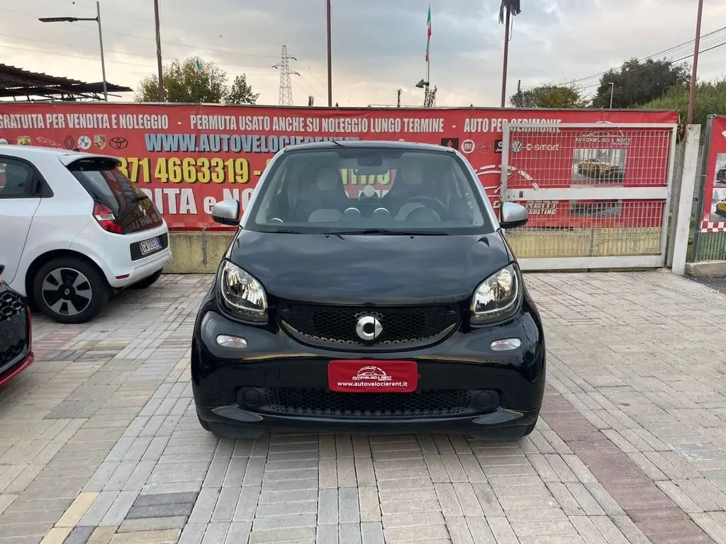 Photo 1 : Smart Fortwo 2016 Petrol