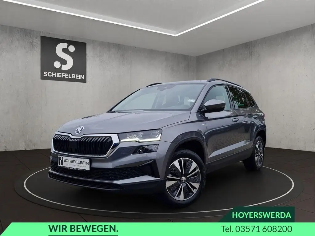 Photo 1 : Skoda Karoq 2022 Essence