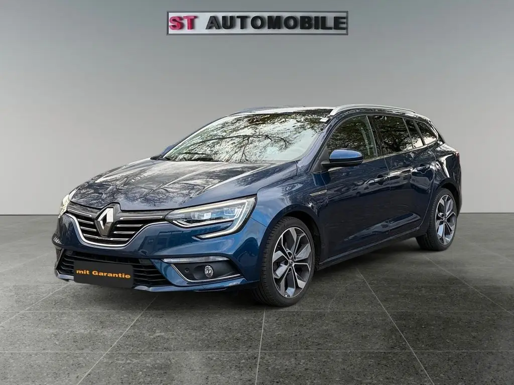 Photo 1 : Renault Megane 2017 Petrol