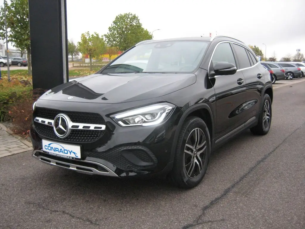 Photo 1 : Mercedes-benz Classe Gla 2020 Petrol