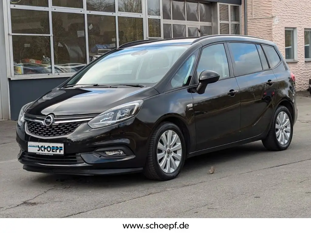 Photo 1 : Opel Zafira 2017 Diesel