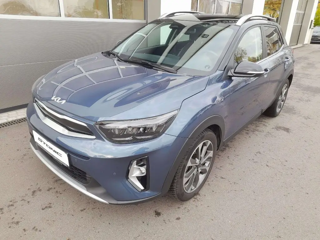 Photo 1 : Kia Stonic 2023 Petrol