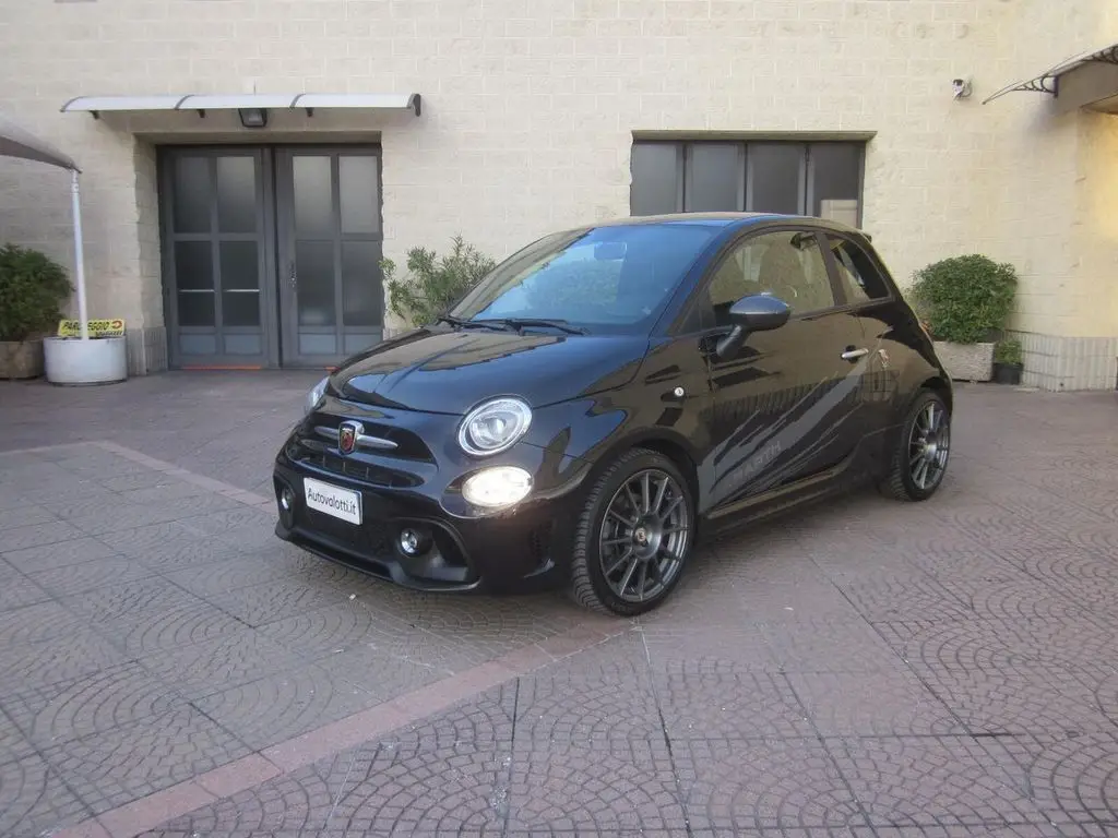 Photo 1 : Abarth 595 2021 Essence