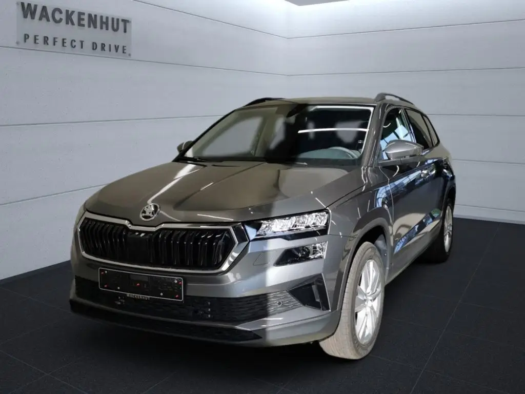 Photo 1 : Skoda Karoq 2024 Essence