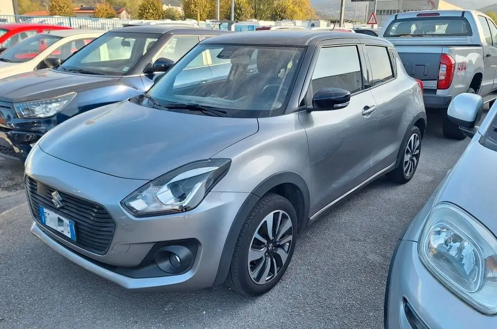 Photo 1 : Suzuki Swift 2018 Hybrid