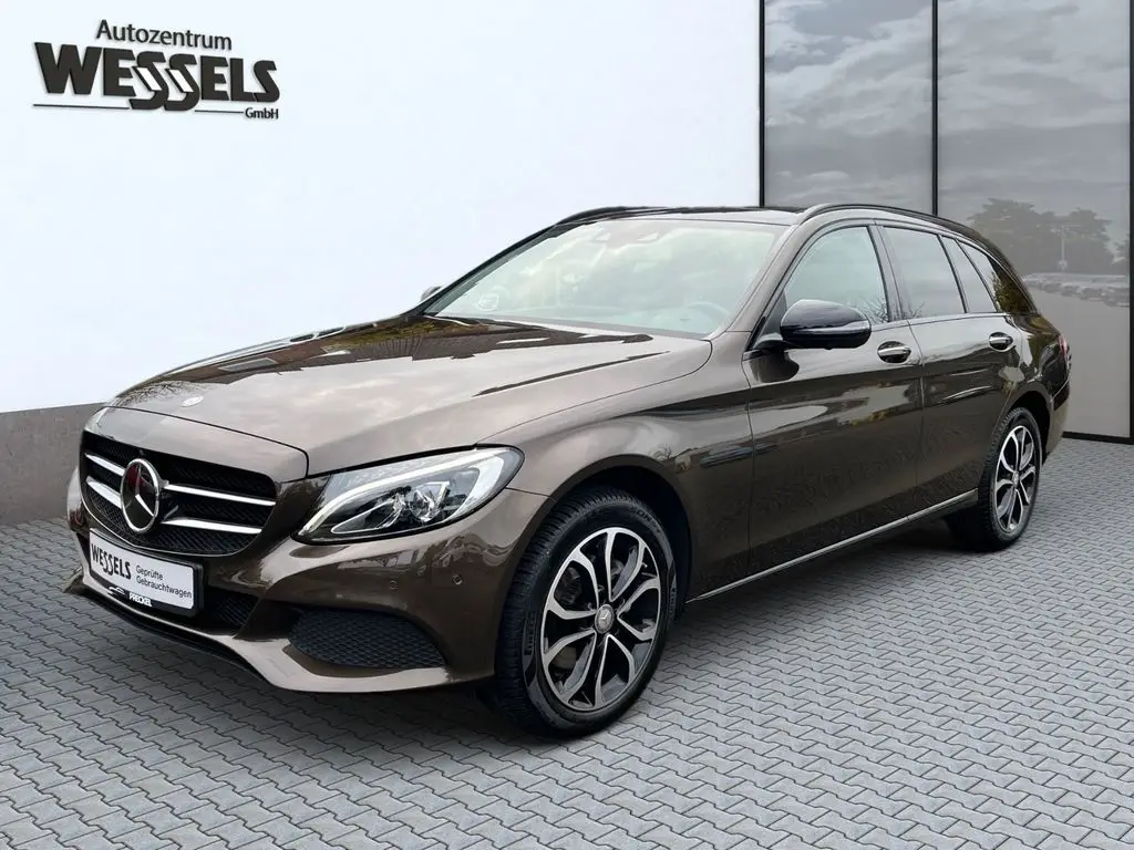 Photo 1 : Mercedes-benz Classe C 2016 Essence