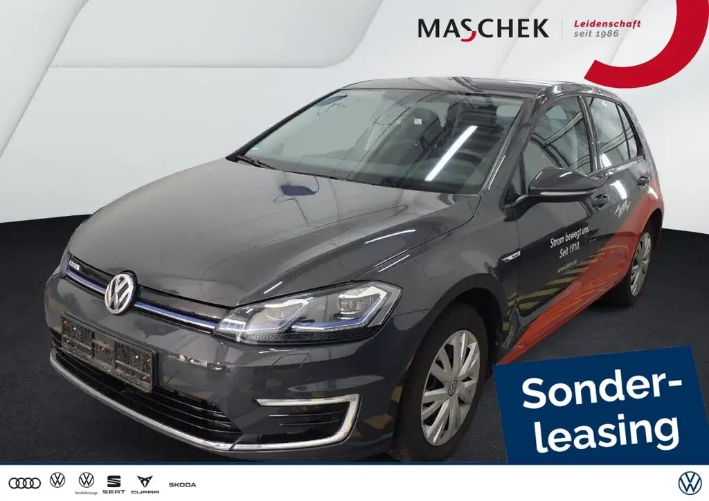 Photo 1 : Volkswagen Golf 2019 Non renseigné