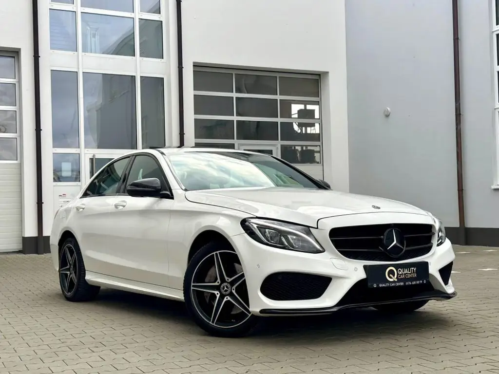 Photo 1 : Mercedes-benz Classe C 2018 Petrol