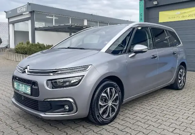 Photo 1 : Citroen C4 2017 Essence