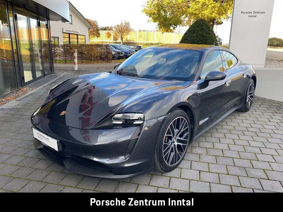 Photo 1 : Porsche Taycan 2021 Non renseigné