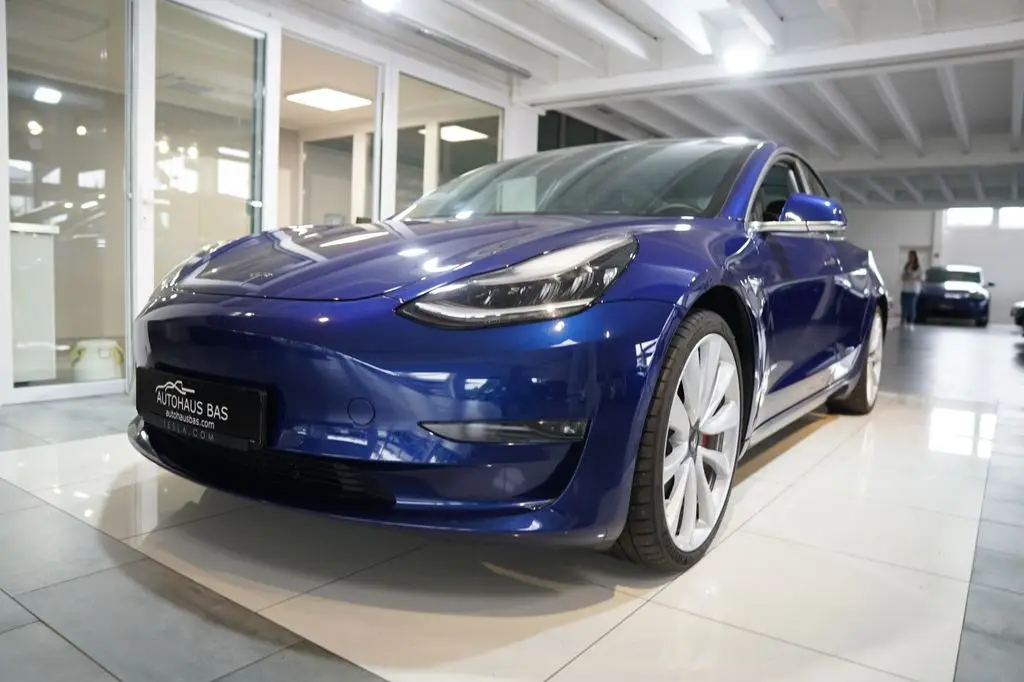 Photo 1 : Tesla Model 3 2019 Non renseigné