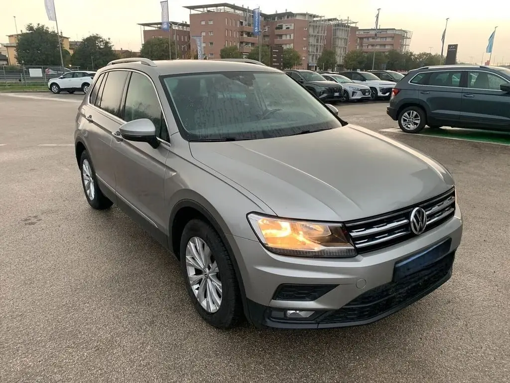 Photo 1 : Volkswagen Tiguan 2020 Diesel