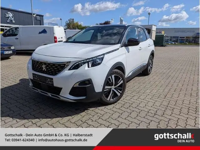 Photo 1 : Peugeot 3008 2017 Essence