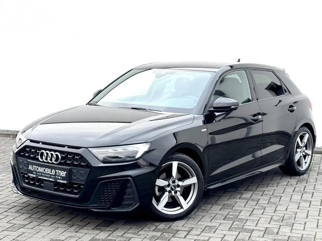 Photo 1 : Audi A1 2020 Essence