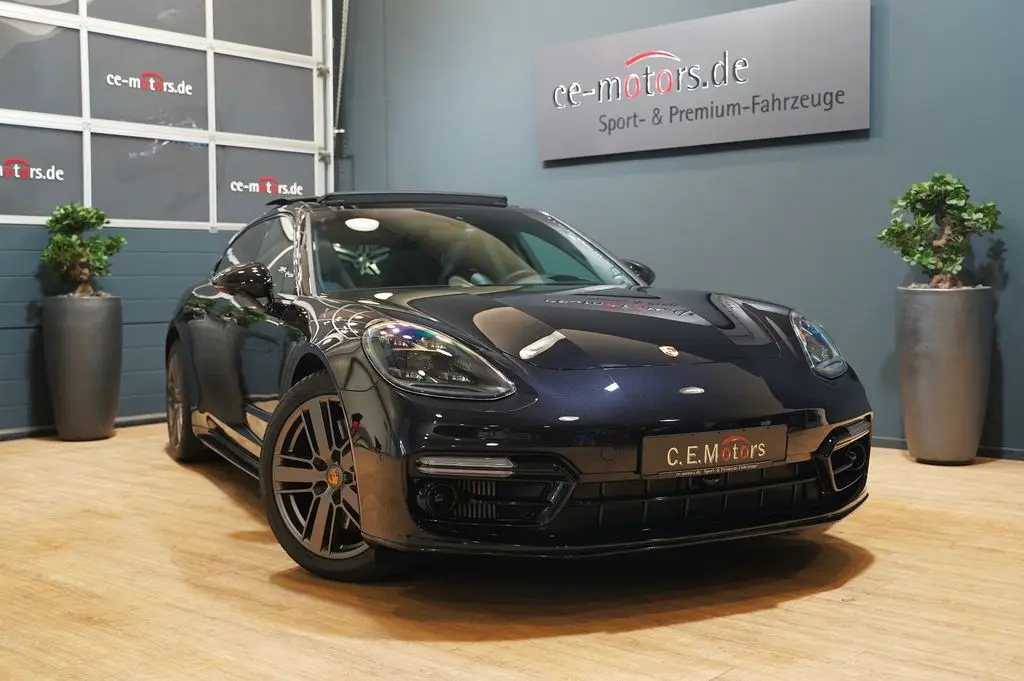 Photo 1 : Porsche Panamera 2023 Hybrid