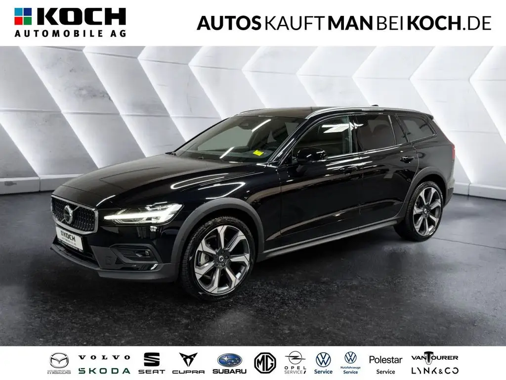 Photo 1 : Volvo V60 2023 Diesel