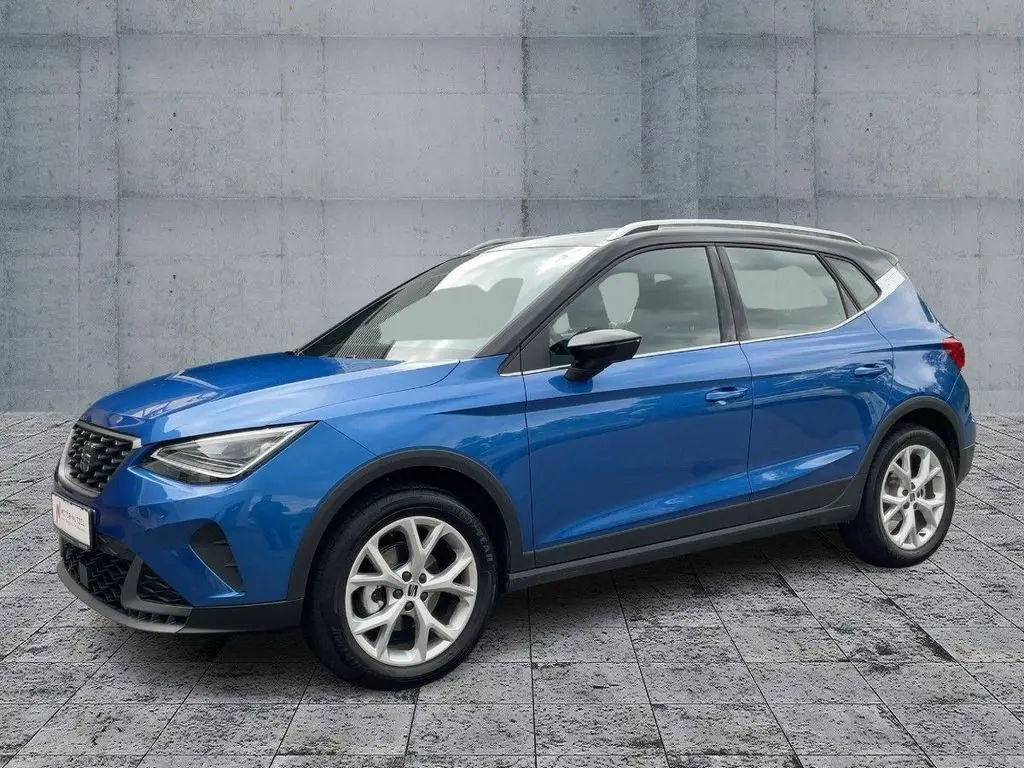 Photo 1 : Seat Arona 2024 Petrol