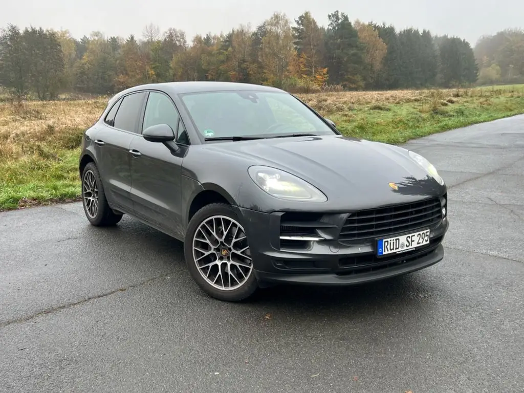 Photo 1 : Porsche Macan 2019 Essence