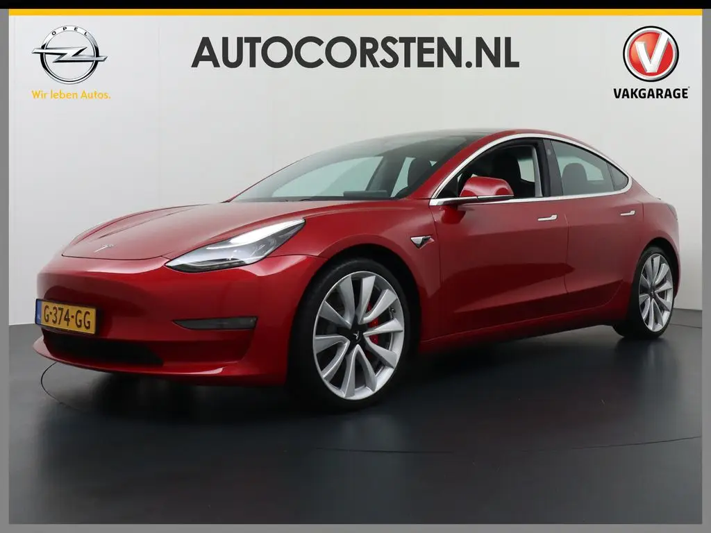 Photo 1 : Tesla Model 3 2019 Non renseigné