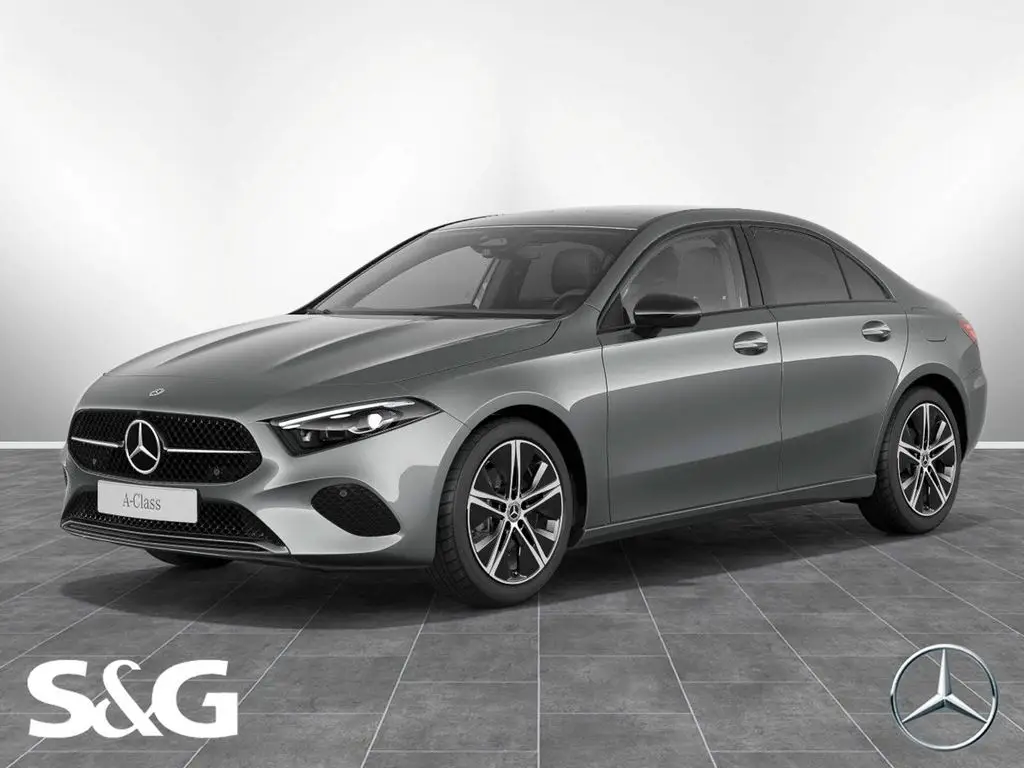 Photo 1 : Mercedes-benz Classe A 2023 Essence