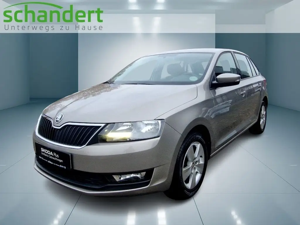 Photo 1 : Skoda Rapid 2019 Essence