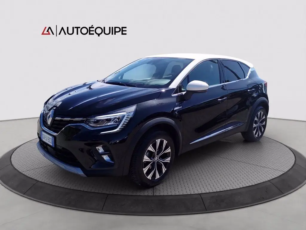 Photo 1 : Renault Captur 2023 Essence