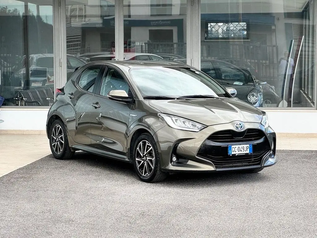 Photo 1 : Toyota Yaris 2020 Hybride