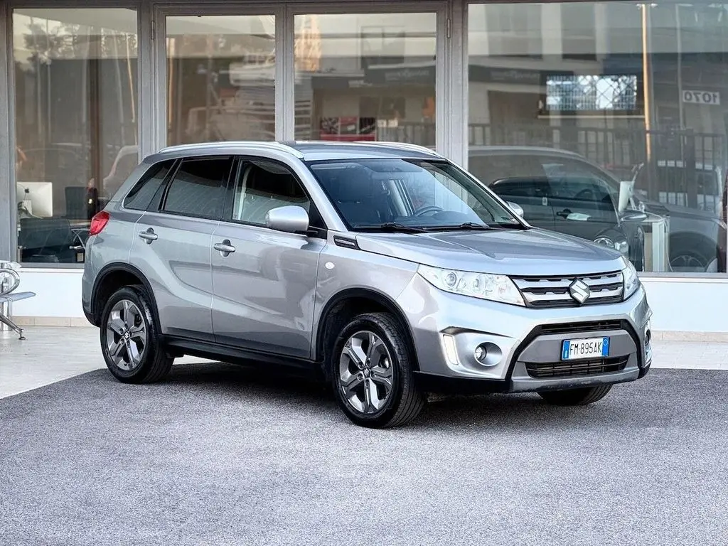 Photo 1 : Suzuki Vitara 2016 Diesel