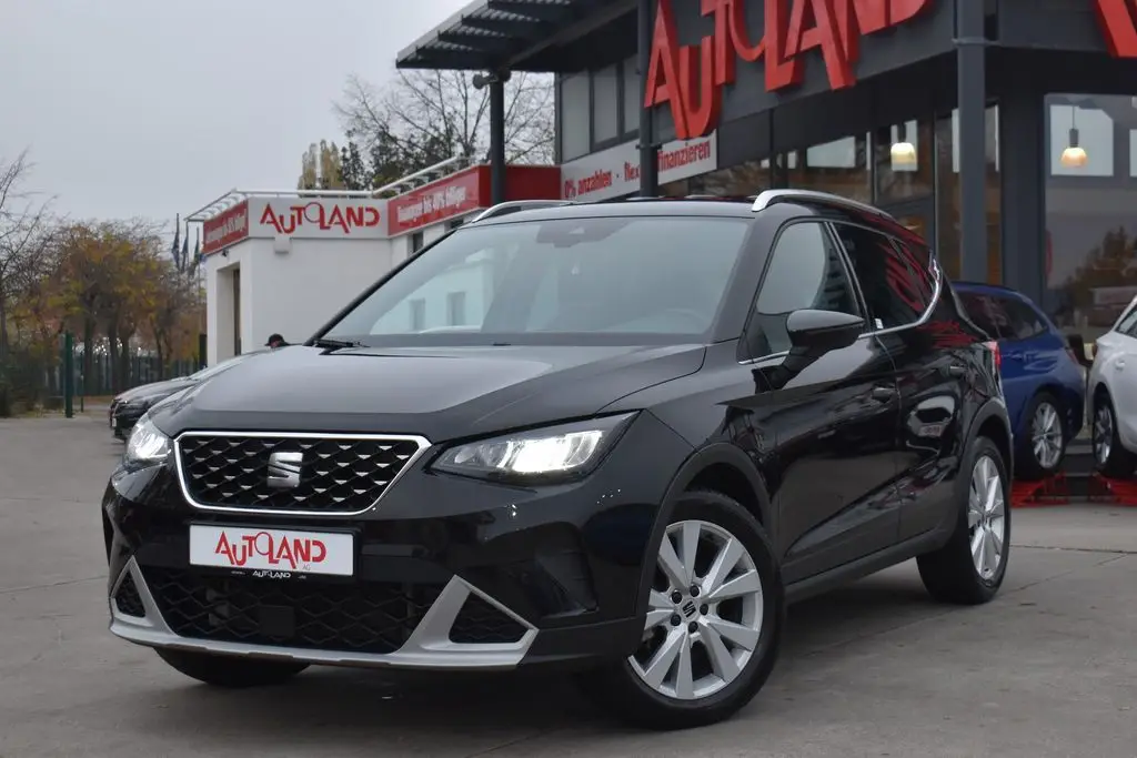 Photo 1 : Seat Arona 2023 Petrol