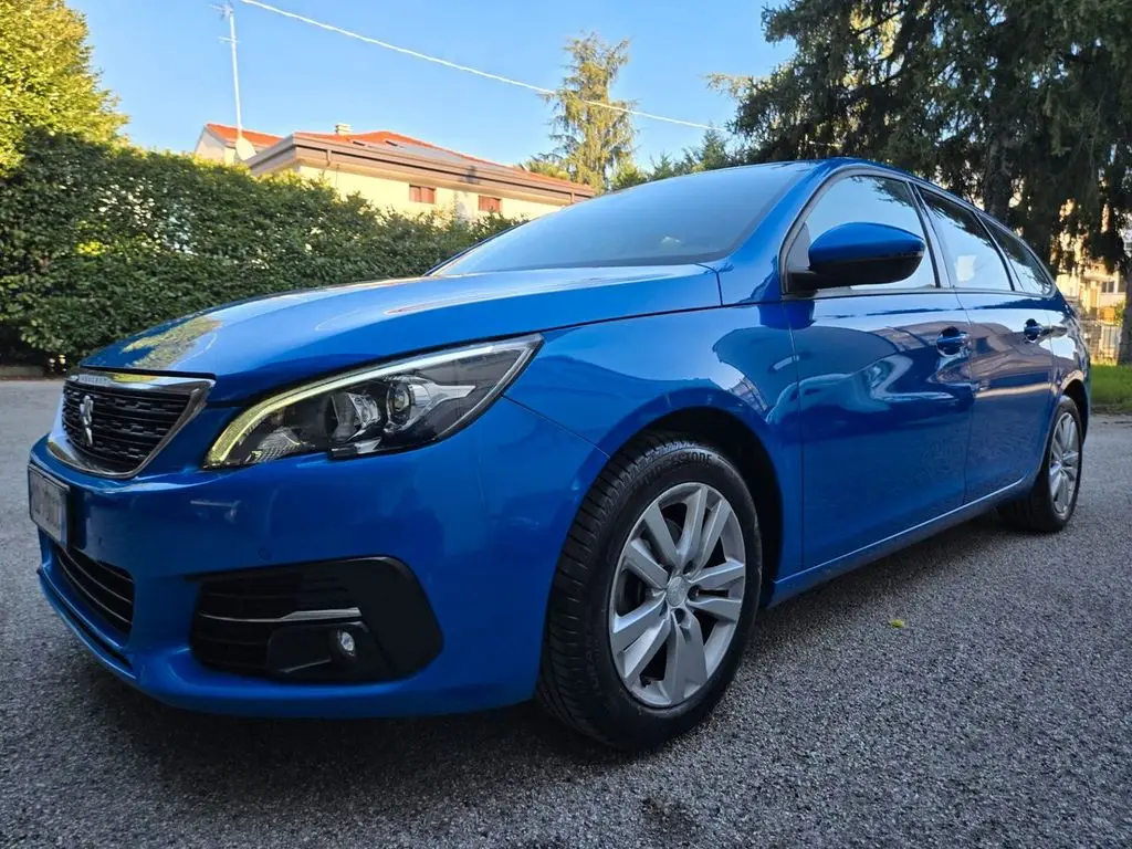 Photo 1 : Peugeot 308 2021 Diesel