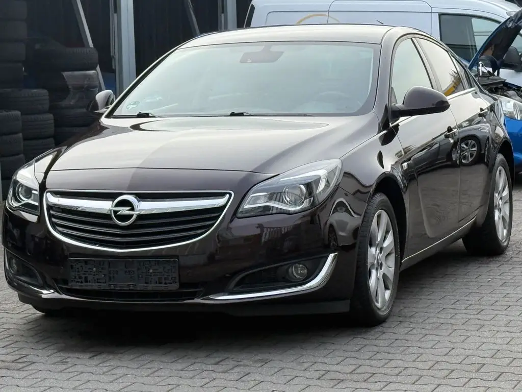 Photo 1 : Opel Insignia 2016 Petrol