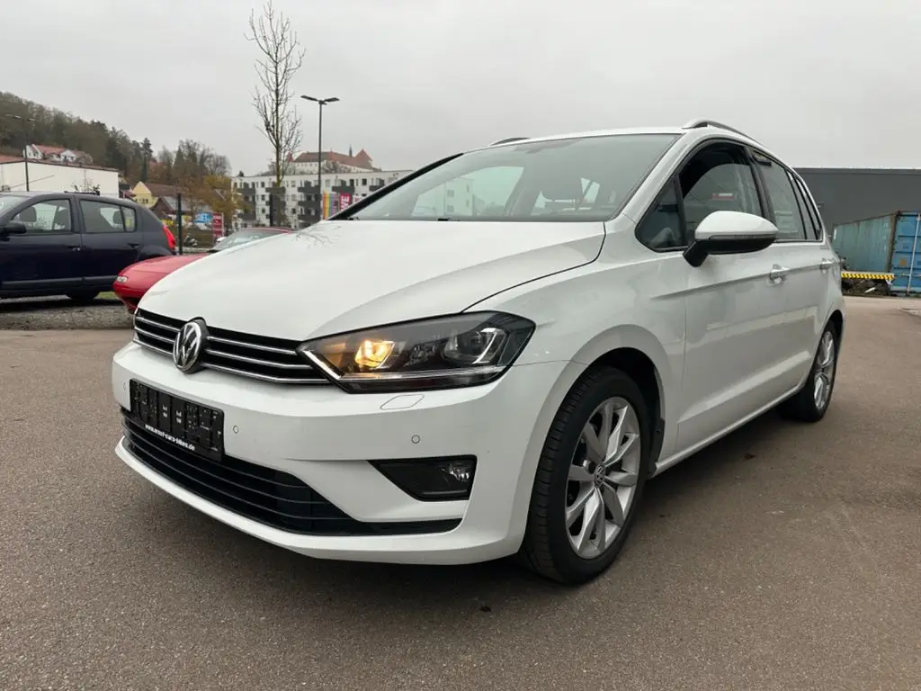 Photo 1 : Volkswagen Golf 2018 Petrol