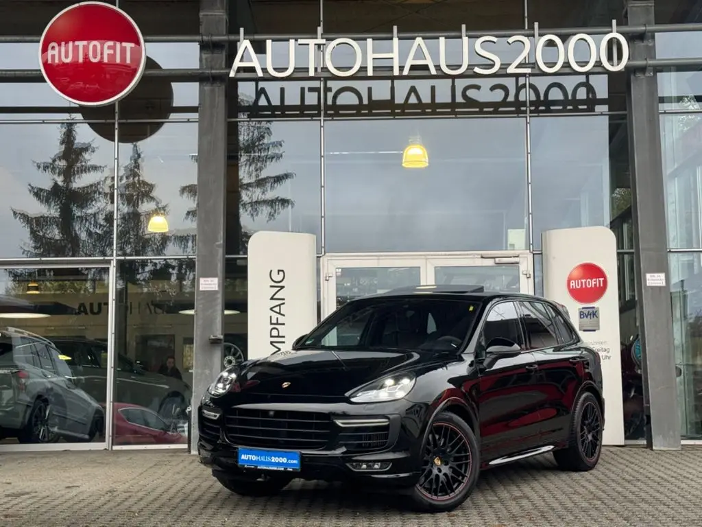 Photo 1 : Porsche Cayenne 2015 Petrol