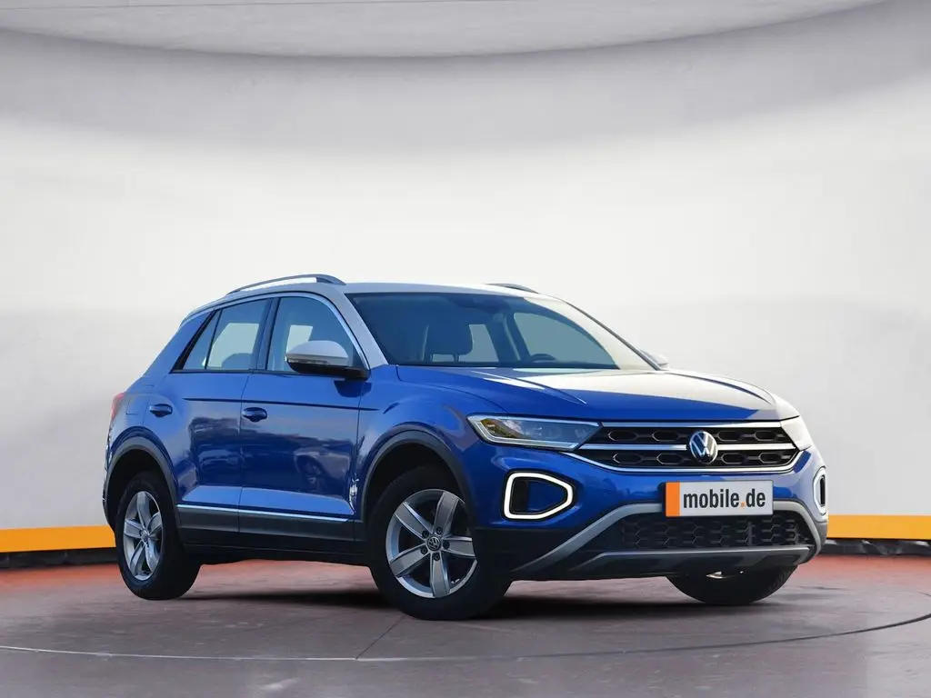 Photo 1 : Volkswagen T-roc 2023 Petrol