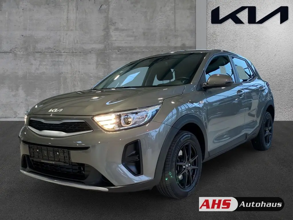 Photo 1 : Kia Stonic 2023 Petrol