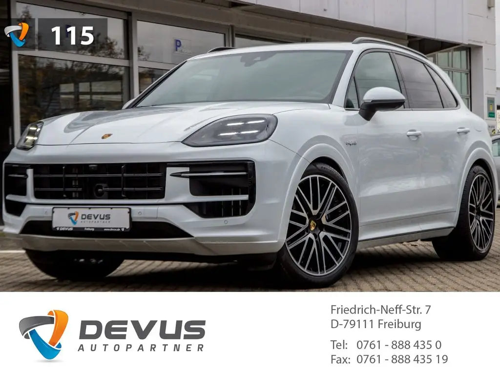 Photo 1 : Porsche Cayenne 2023 Hybrid