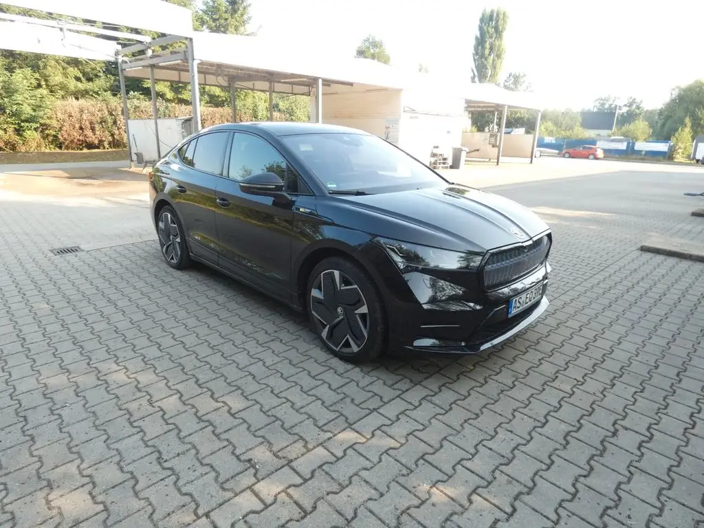 Photo 1 : Skoda Enyaq 2023 Non renseigné