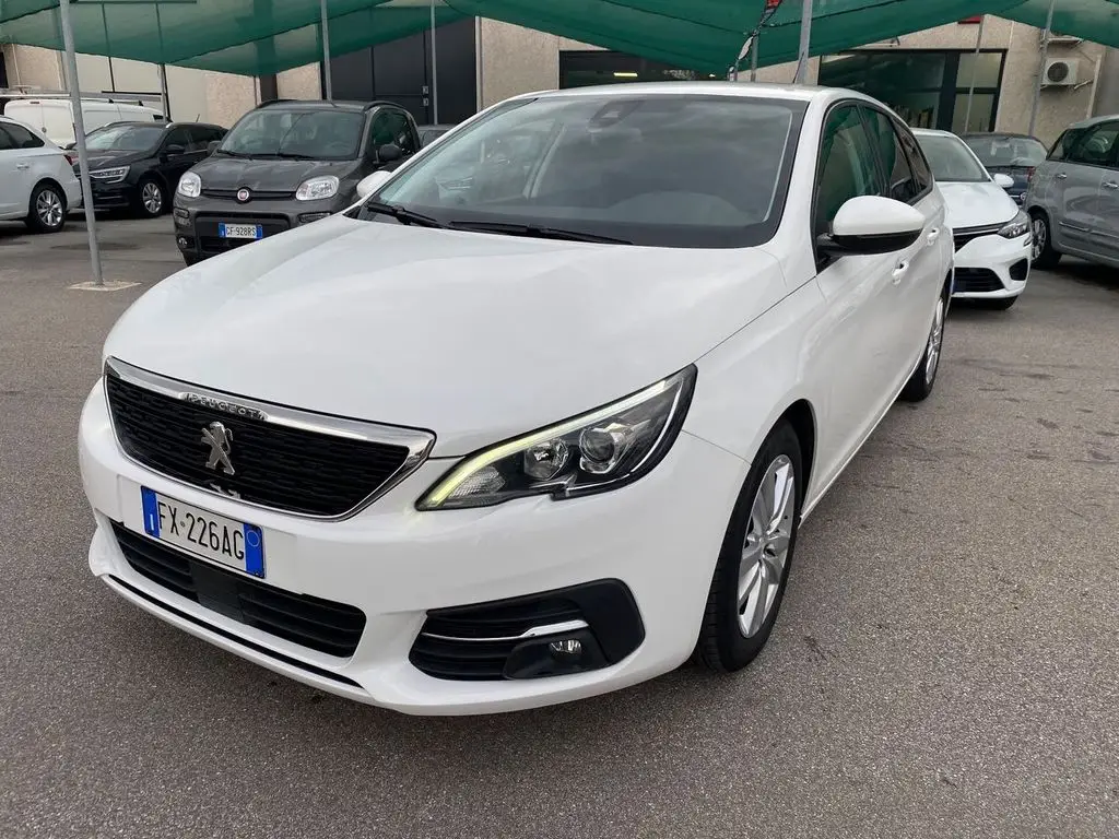 Photo 1 : Peugeot 308 2019 Diesel