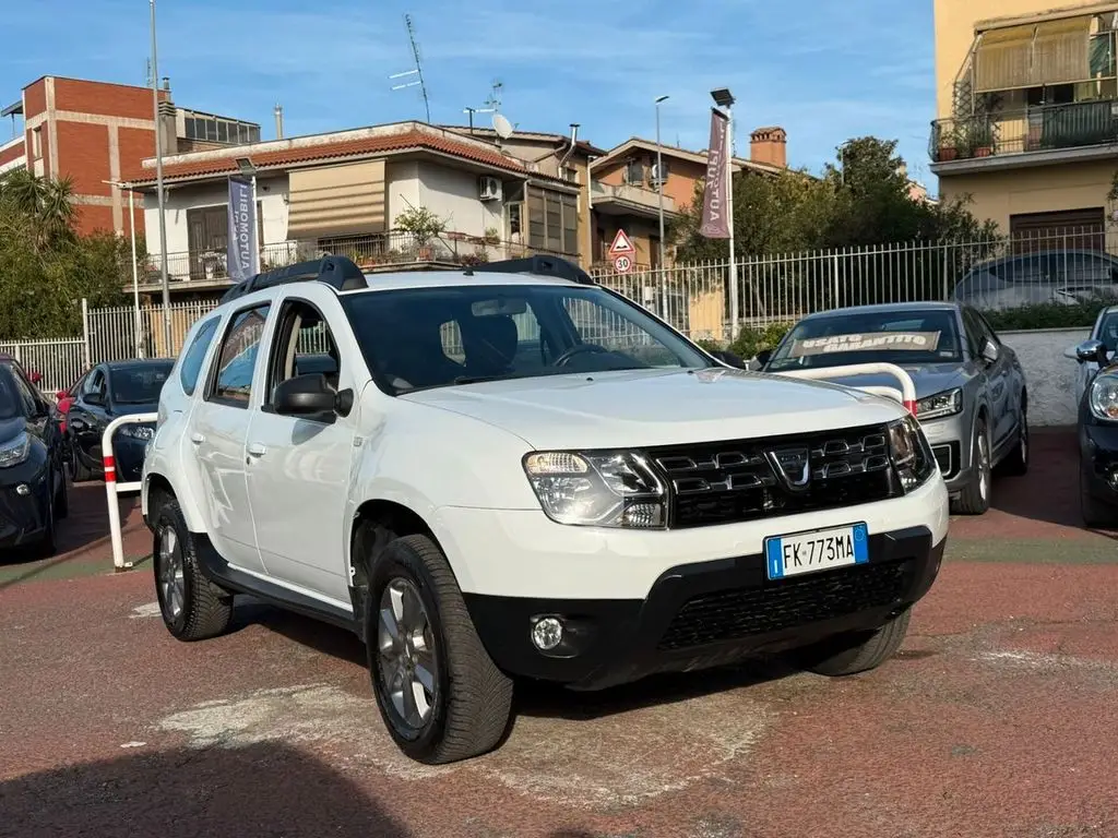 Photo 1 : Dacia Duster 2017 GPL