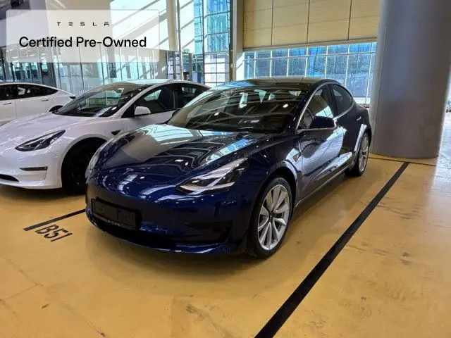 Photo 1 : Tesla Model 3 2020 Non renseigné