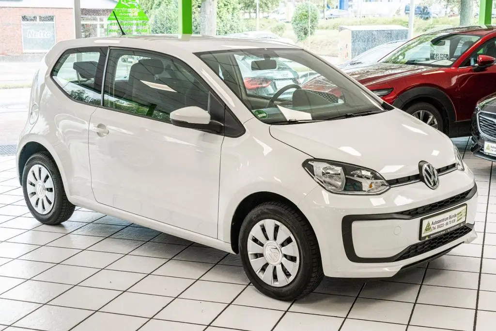 Photo 1 : Volkswagen Up! 2018 Petrol