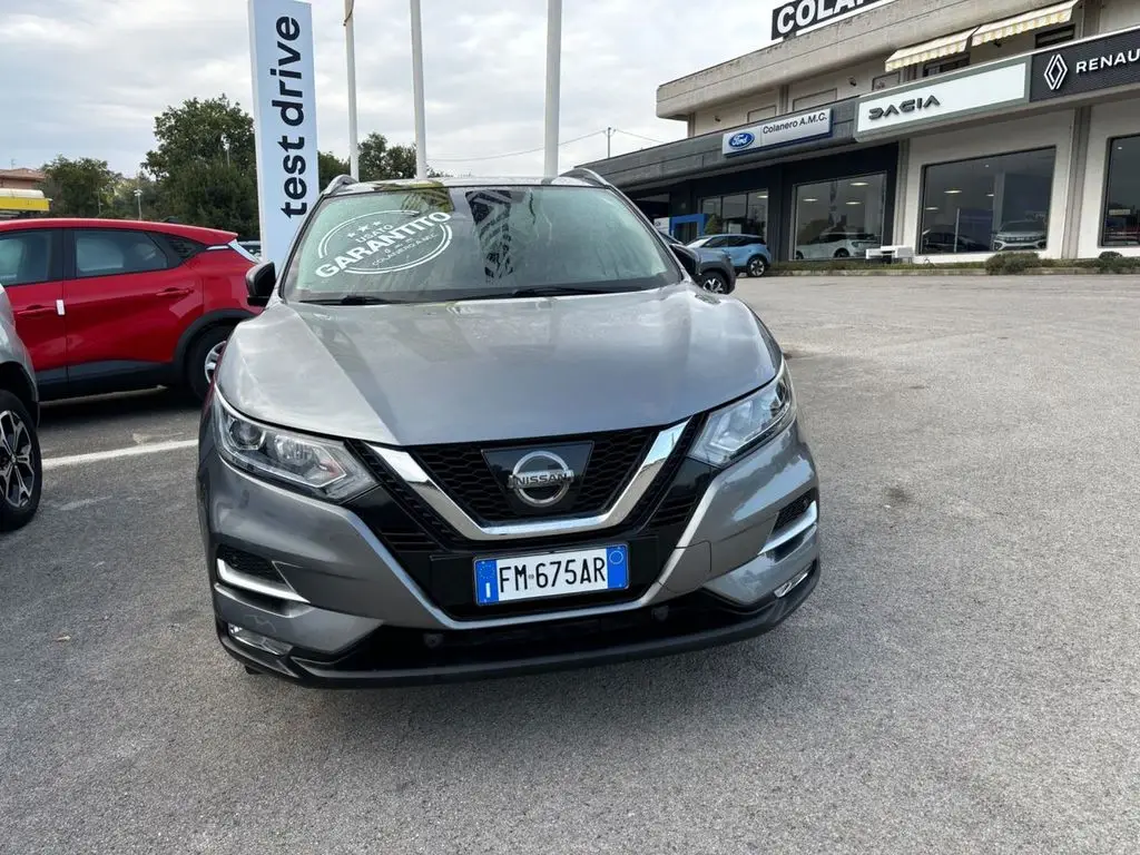 Photo 1 : Nissan Qashqai 2017 Diesel