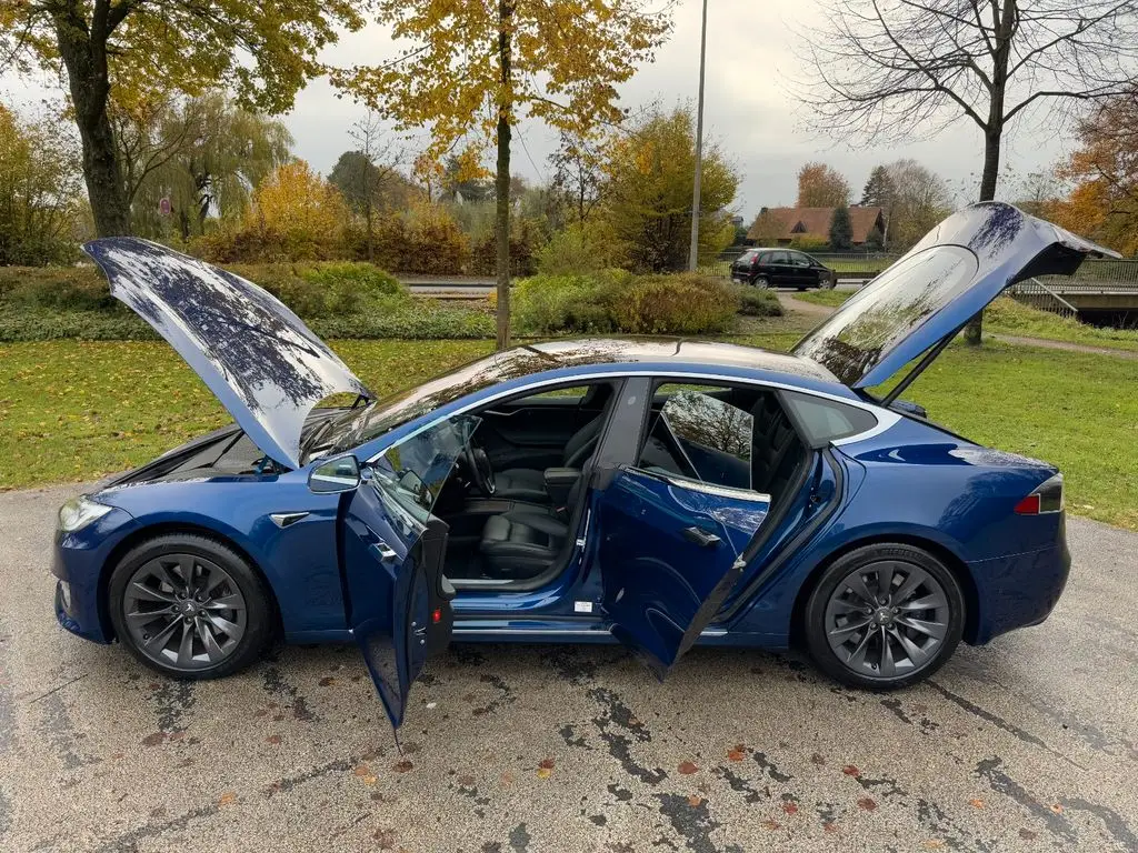 Photo 1 : Tesla Model S 2020 Non renseigné