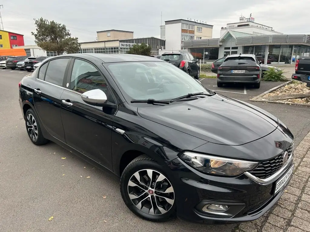 Photo 1 : Fiat Tipo 2020 Essence