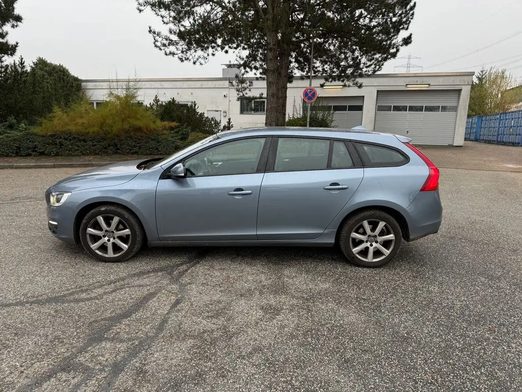 Photo 1 : Volvo V60 2017 Diesel