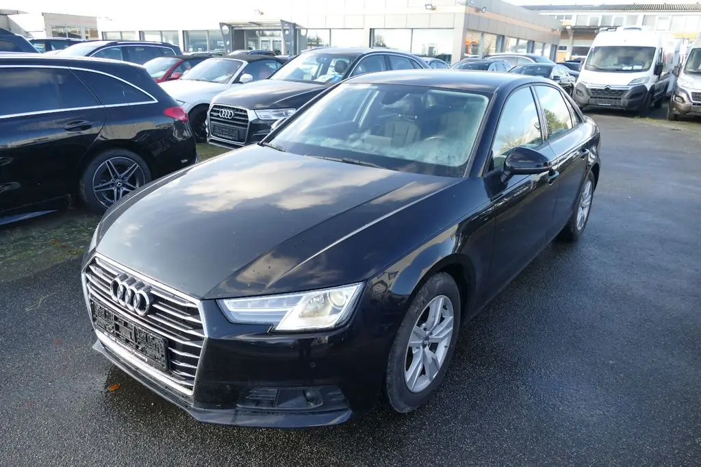 Photo 1 : Audi A4 2017 Diesel