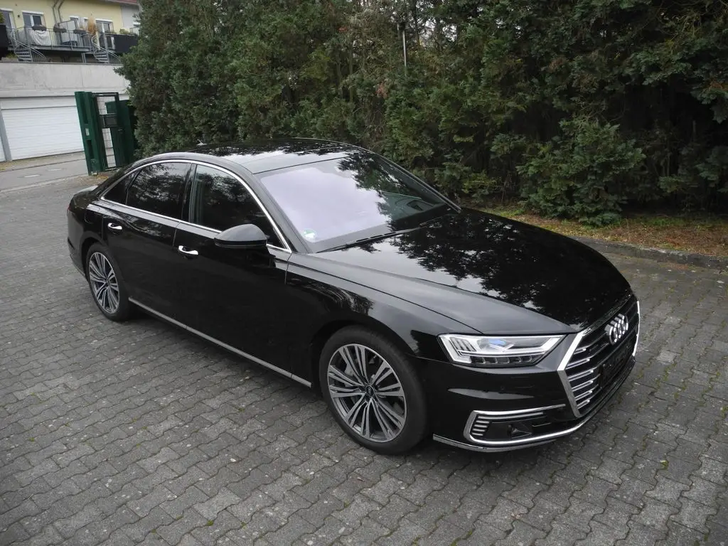 Photo 1 : Audi A8 2021 Hybride