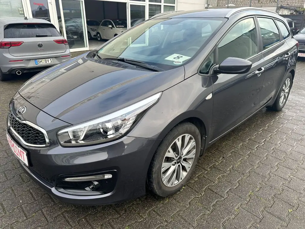 Photo 1 : Kia Ceed 2017 Petrol